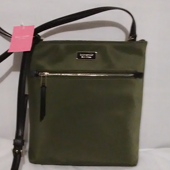 kate spade Handbags - SALE NWT Authentic Kate Spade Crossbody